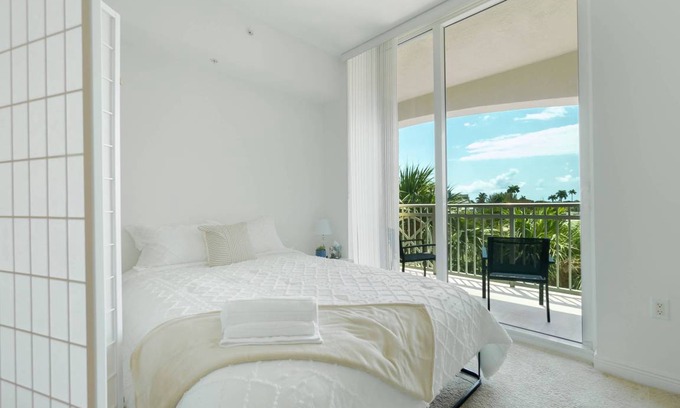 Boynton Beach Condo | 60 m² Condo ∙ 1 bedroom ∙ 4 guests