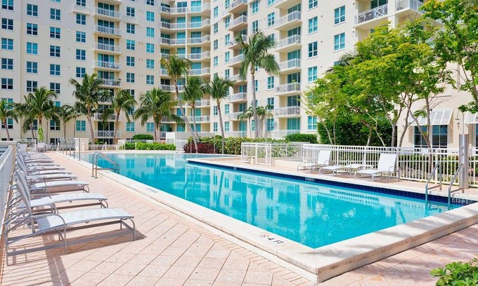 Boynton Beach Condo | 66 m² Condo ∙ 1 bedroom ∙ 2 guests