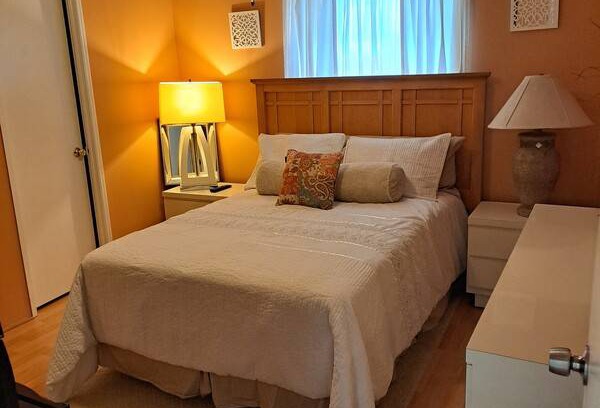 Boynton Beach Resort | Private room ∙ 1 guest