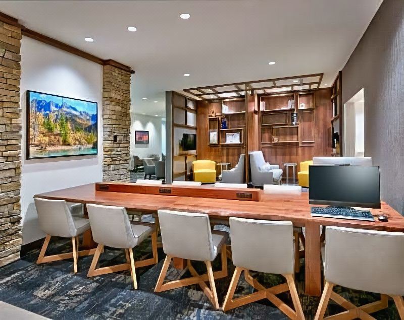 Photo of Livingroom in Midtown Anchorage