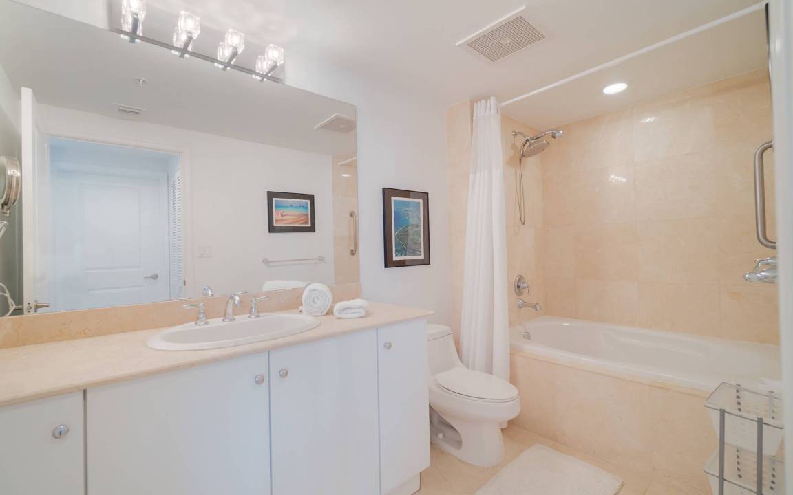 Photo of Bathroom in Boynton Beach