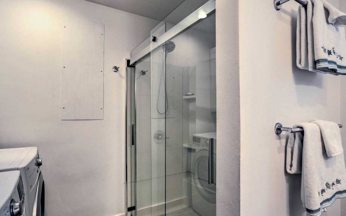 Photo of Bathroom in Juno Beach