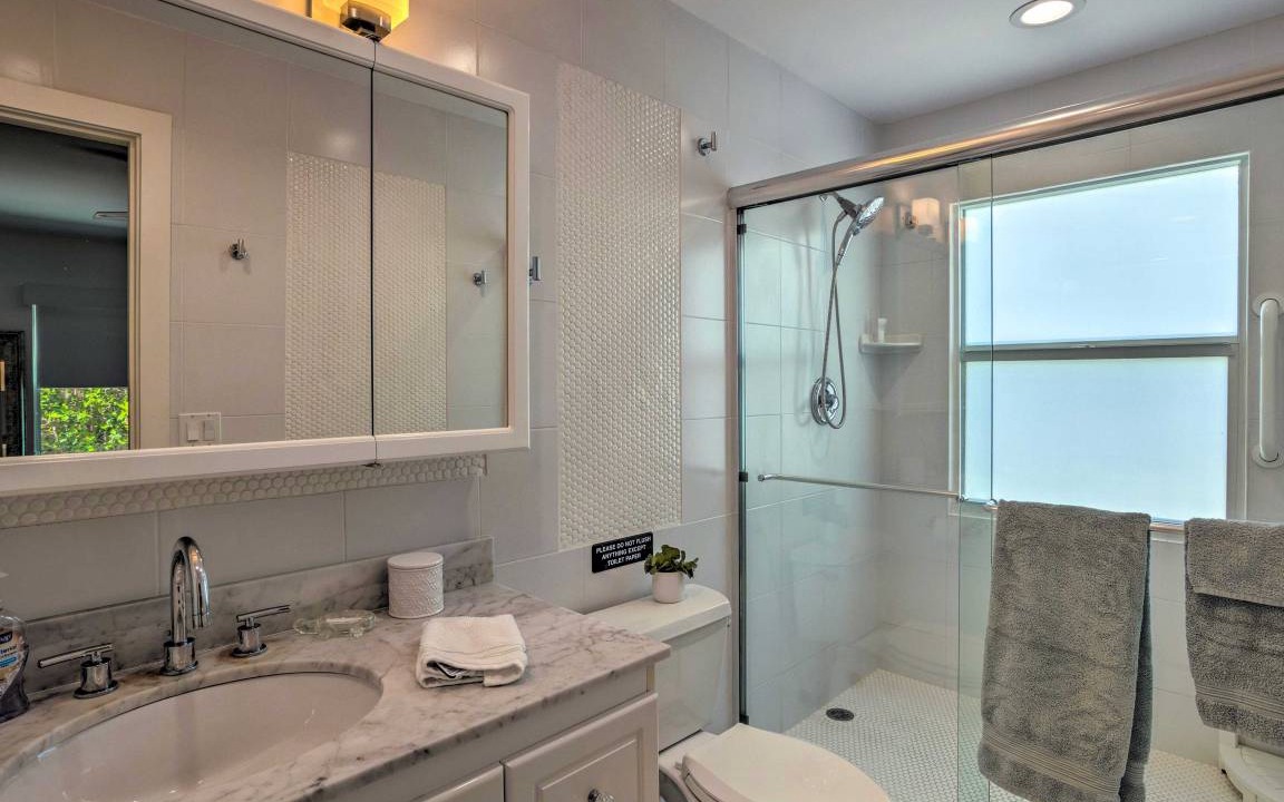 Photo of Bathroom in Juno Beach