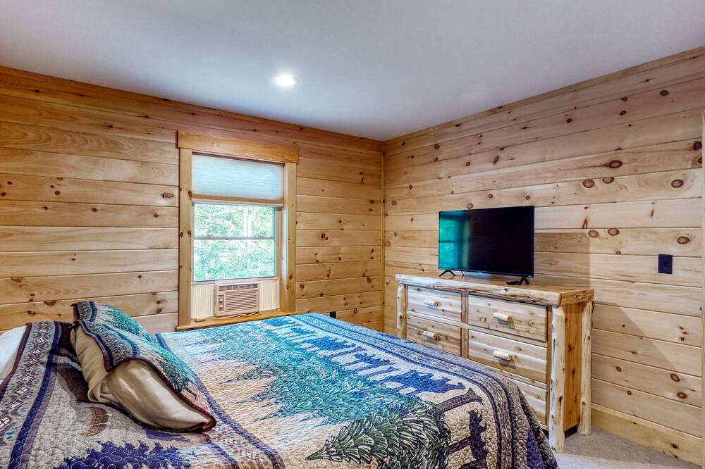 Photo of Bedroom in Carrabassett Valley