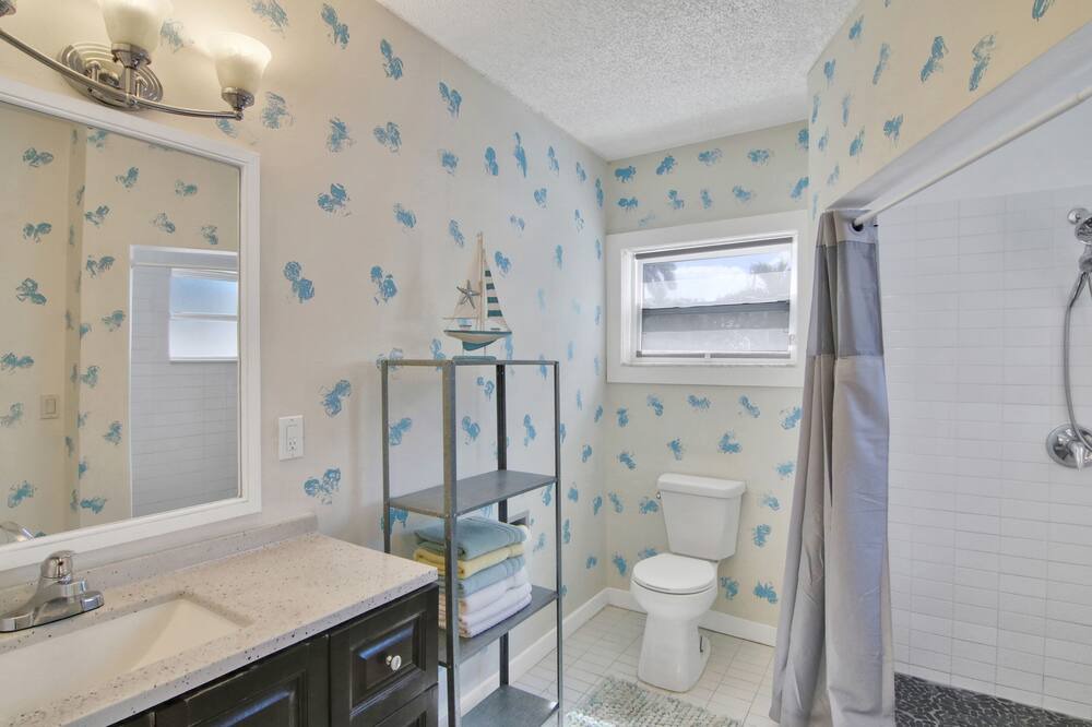 Photo of Bathroom in Tarpon River