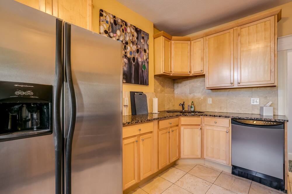 Photo of Kitchen in Central Boulder