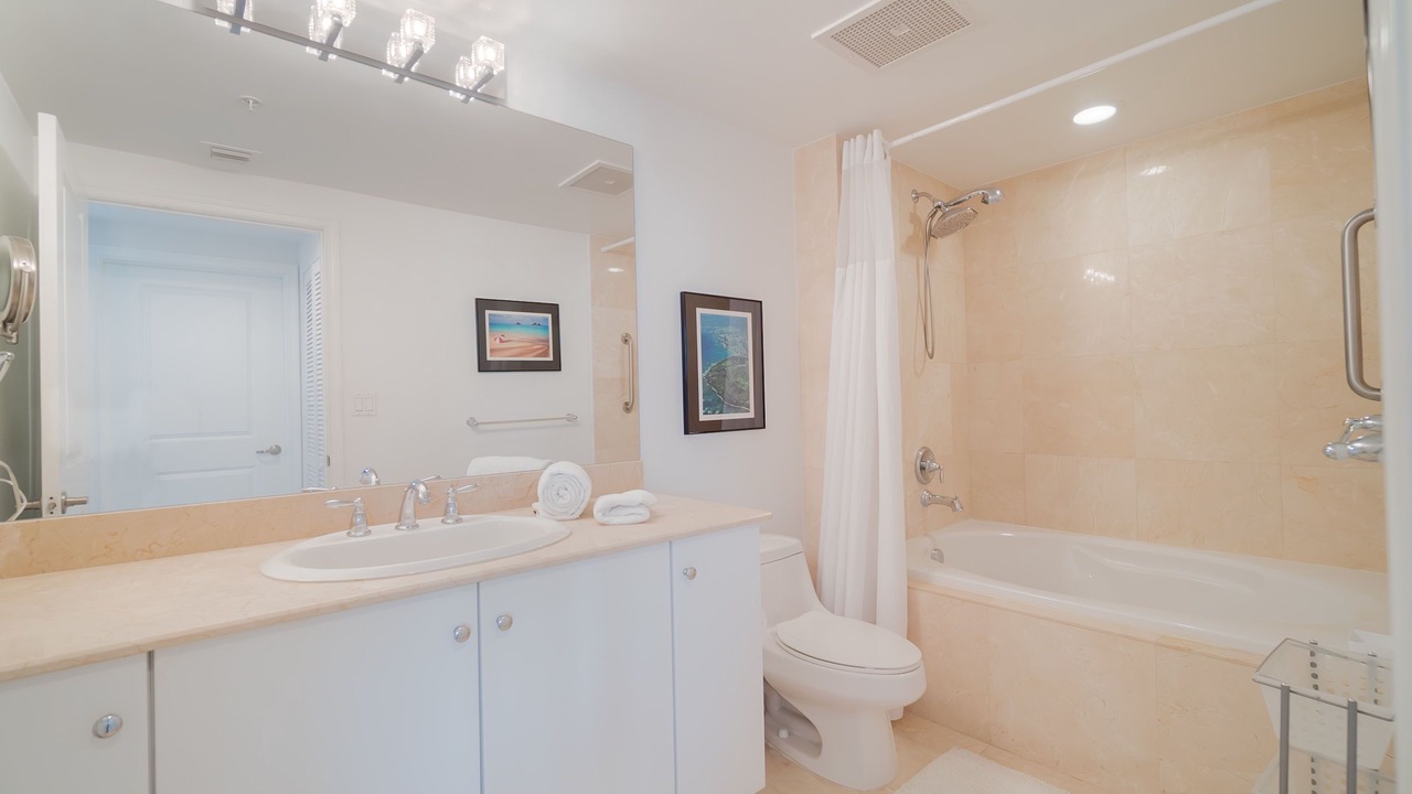 Photo of Bathroom in Boynton Beach