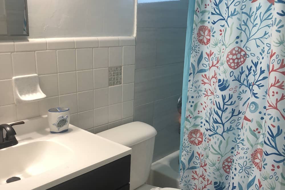 Photo of Bathroom in Boynton Beach