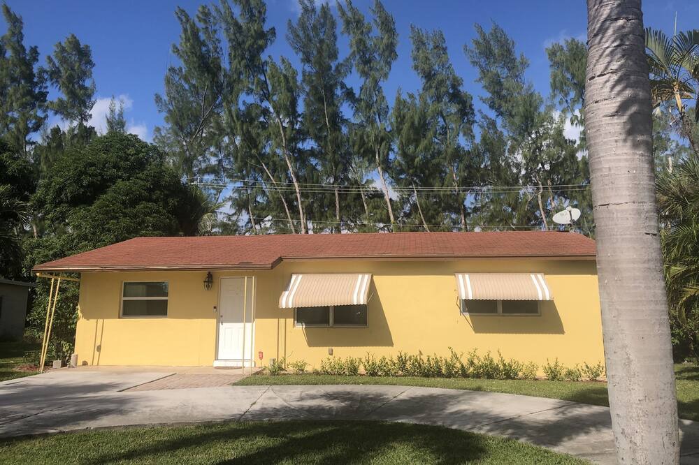Photo of Outdoor in Boynton Beach