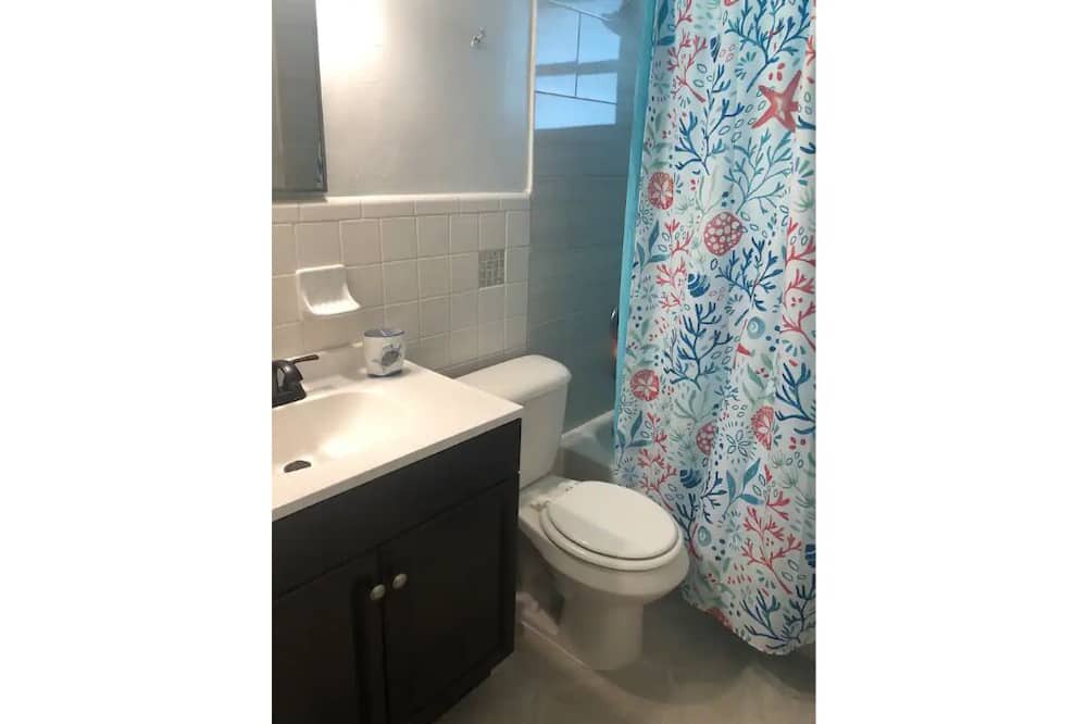 Photo of Bathroom in Boynton Beach