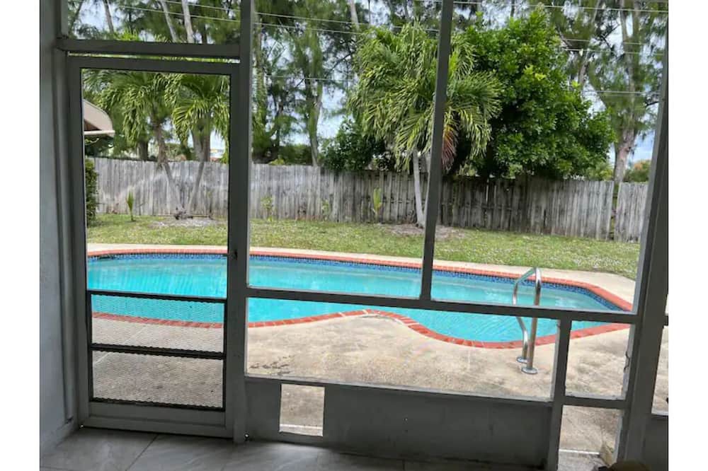 Photo of Outdoor in Boynton Beach
