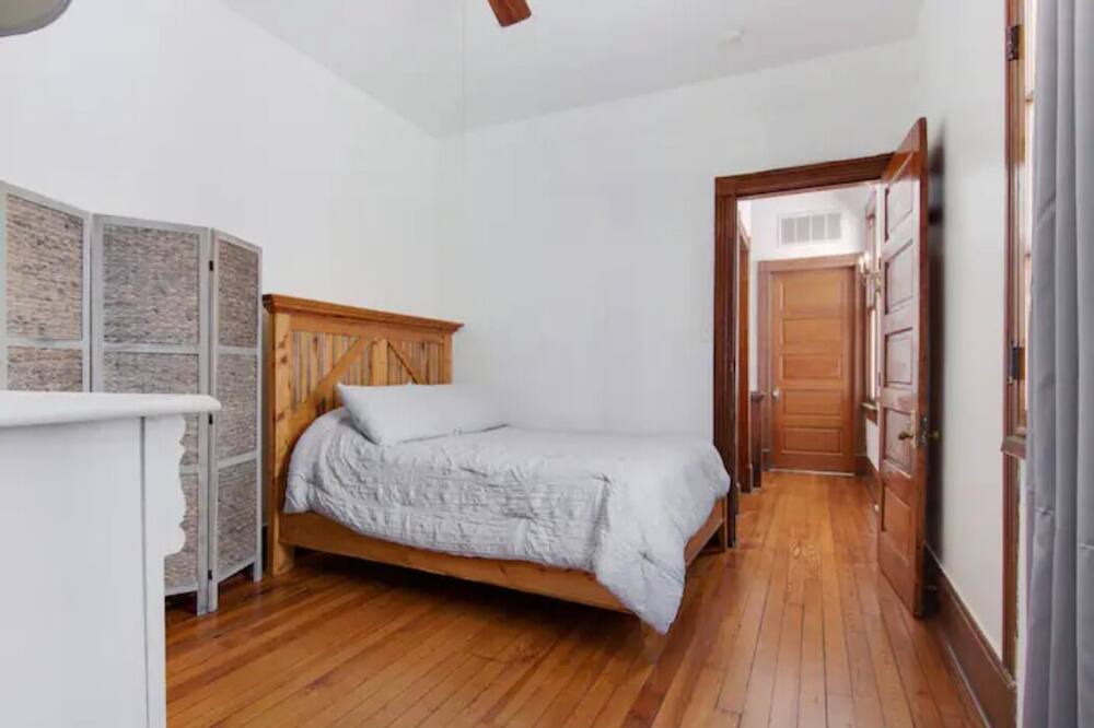 Photo of Bedroom in Touro