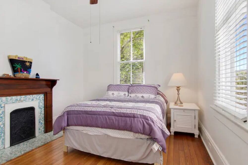 Photo of Bedroom in Touro