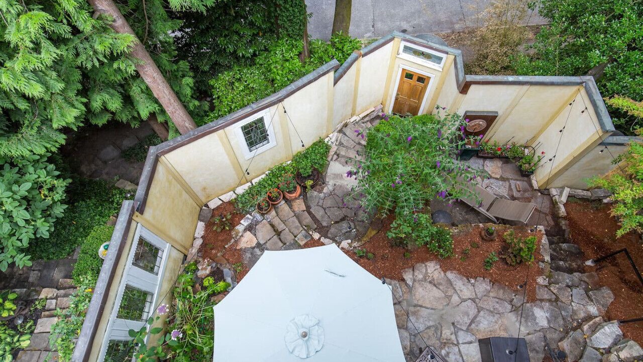 Photo of Outdoor in Madison Park