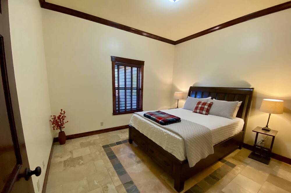 Photo of Bedroom in Cohoe