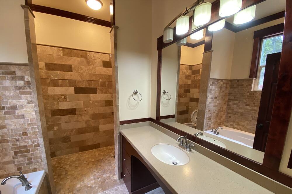 Photo of Bathroom in Cohoe