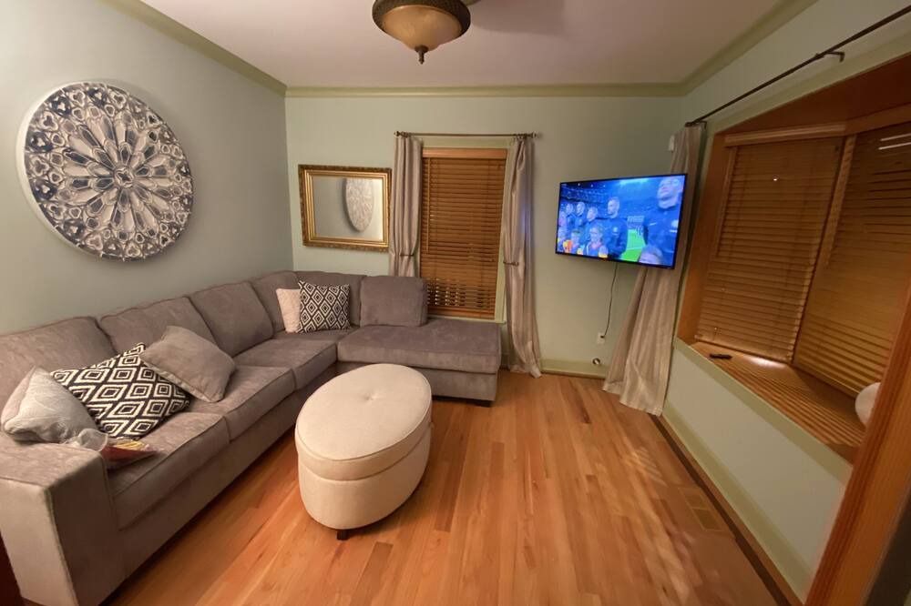 Photo of Bedroom in Lynden