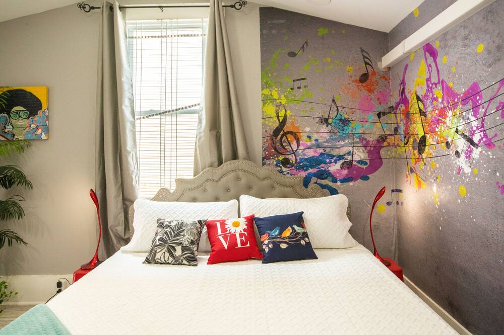Photo of Bedroom in Seventh Ward
