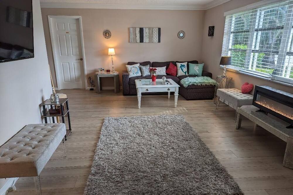 Photo of Bedroom in Boynton Beach