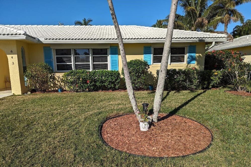 Photo of Outdoor in Boynton Beach