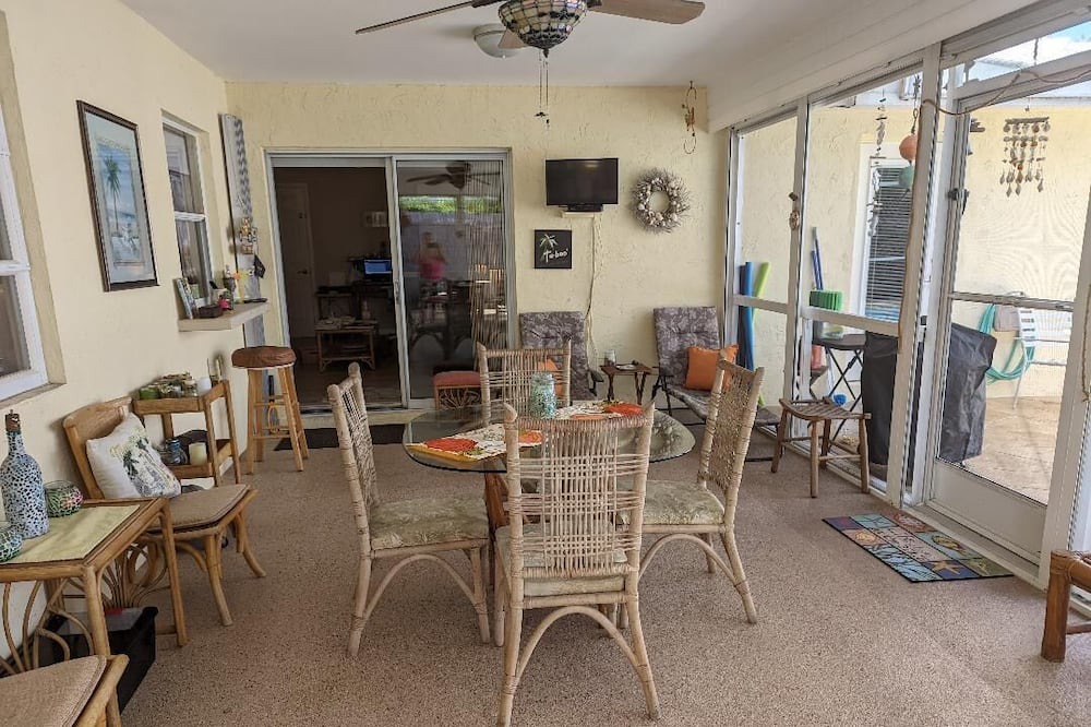 Photo of Bedroom in Boynton Beach