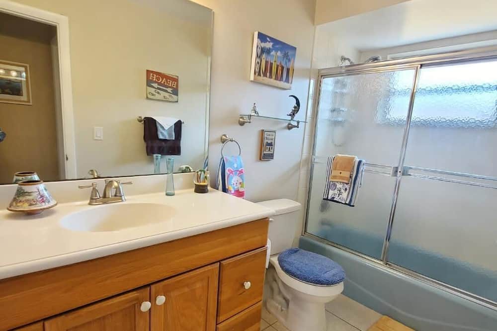 Photo of Bathroom in Boynton Beach