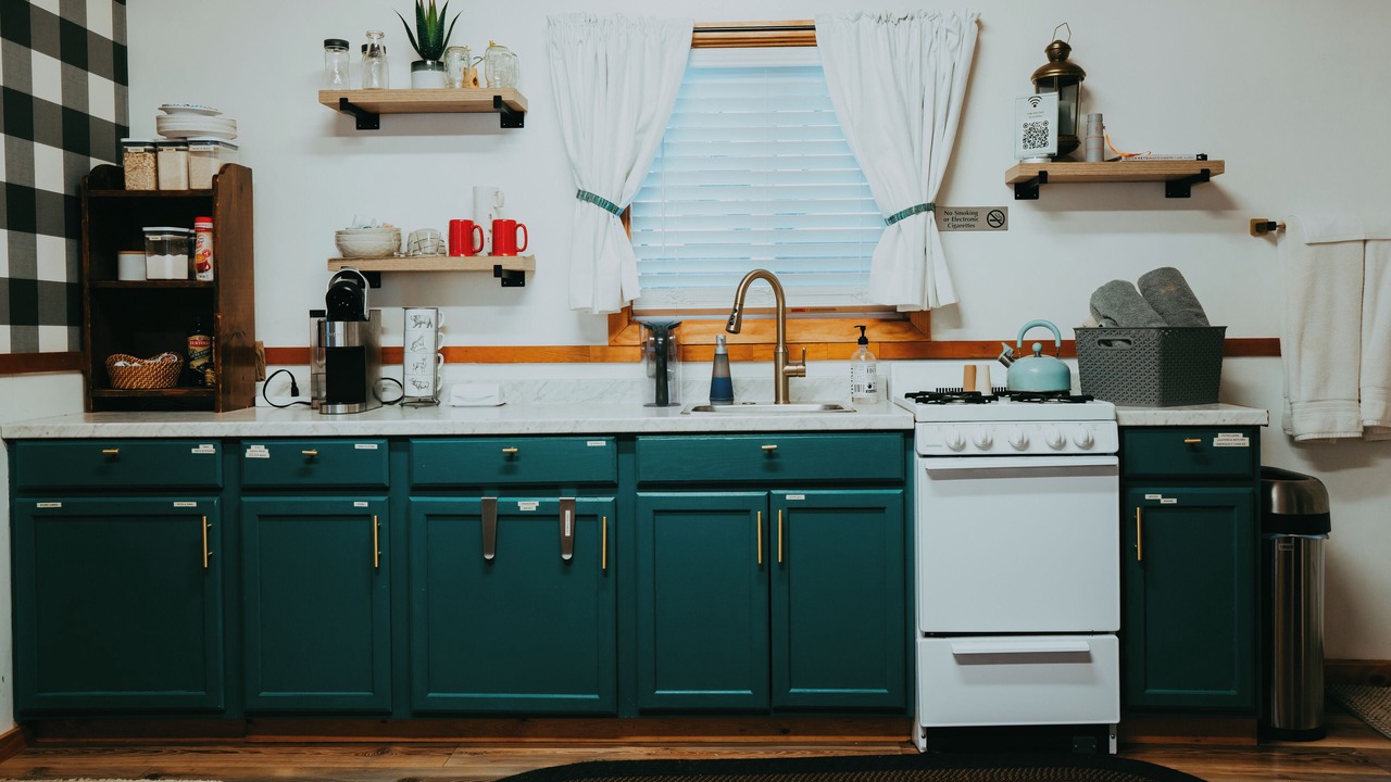 Photo of Kitchen in Trapper Creek
