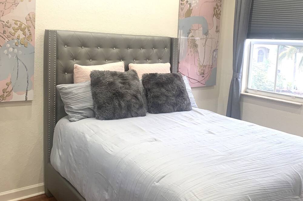 Photo of Bedroom in Wellington