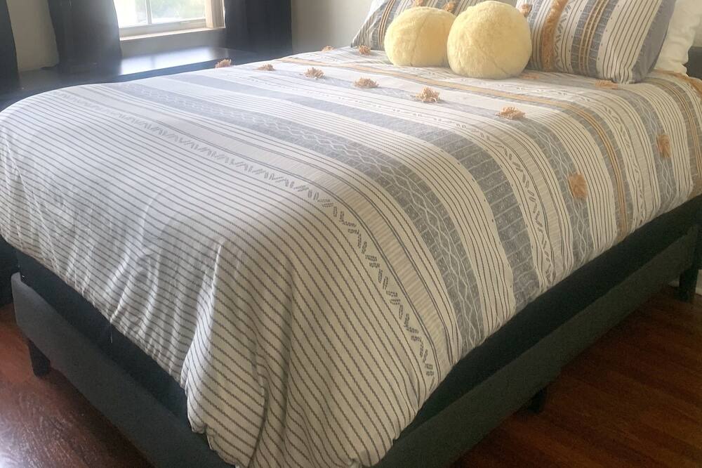 Photo of Bedroom in Wellington