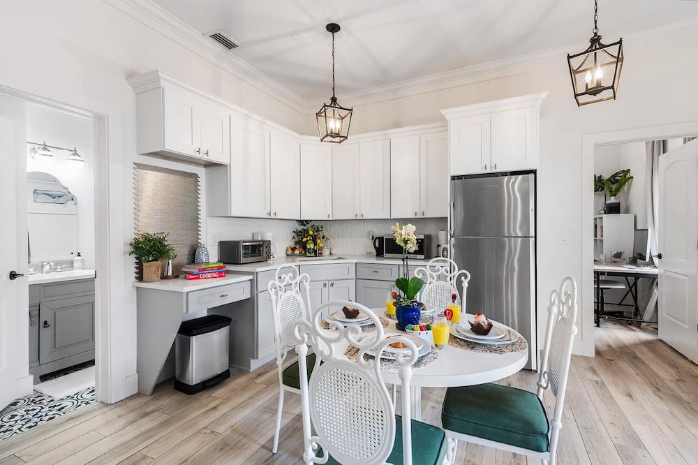 Photo of Kitchen in Old Northwood Historic District