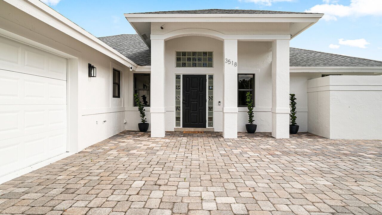 Photo of Outdoor in Palm Beach - West Palm Beach