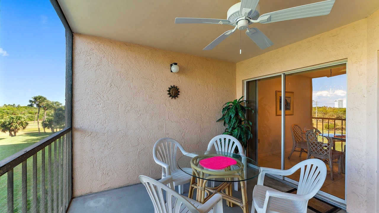 Photo of Patio Balcony in Sea Palms