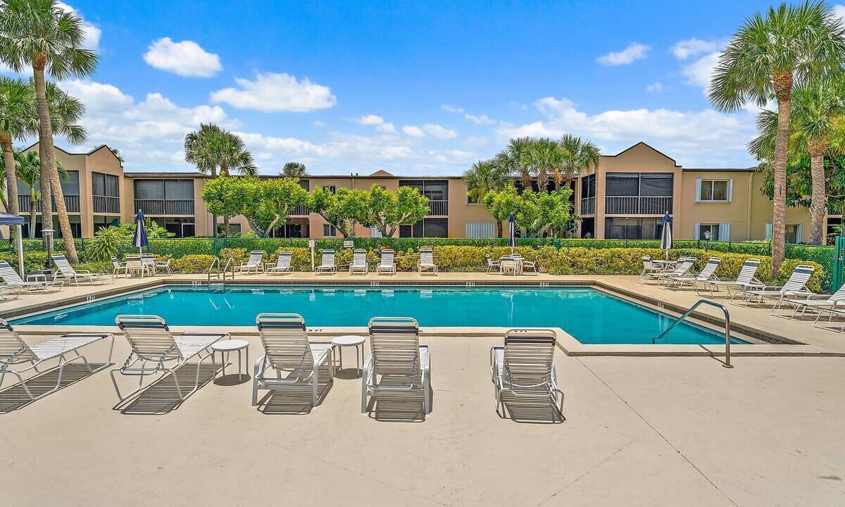 Photo of Outdoor in Sea Palms