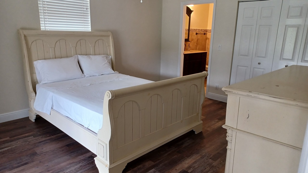 Photo of Bedroom in Wellington
