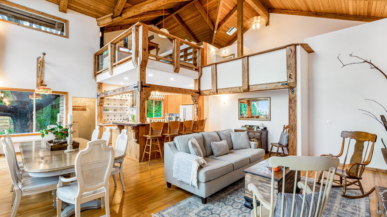 Photo of Livingroom in Alki