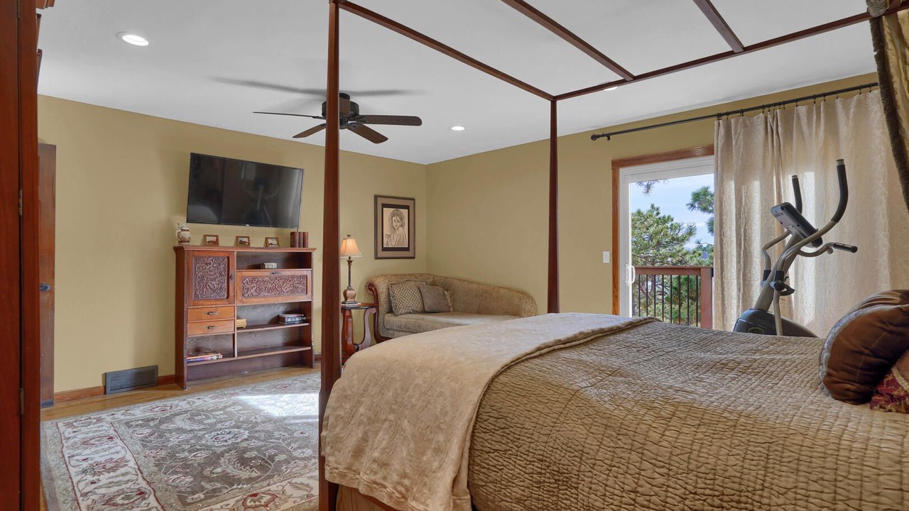 Photo of Bedroom in Northwest Colorado Springs
