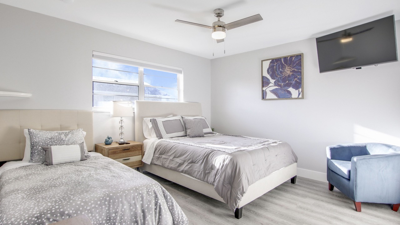 Photo of Bedroom in Florida Gardens