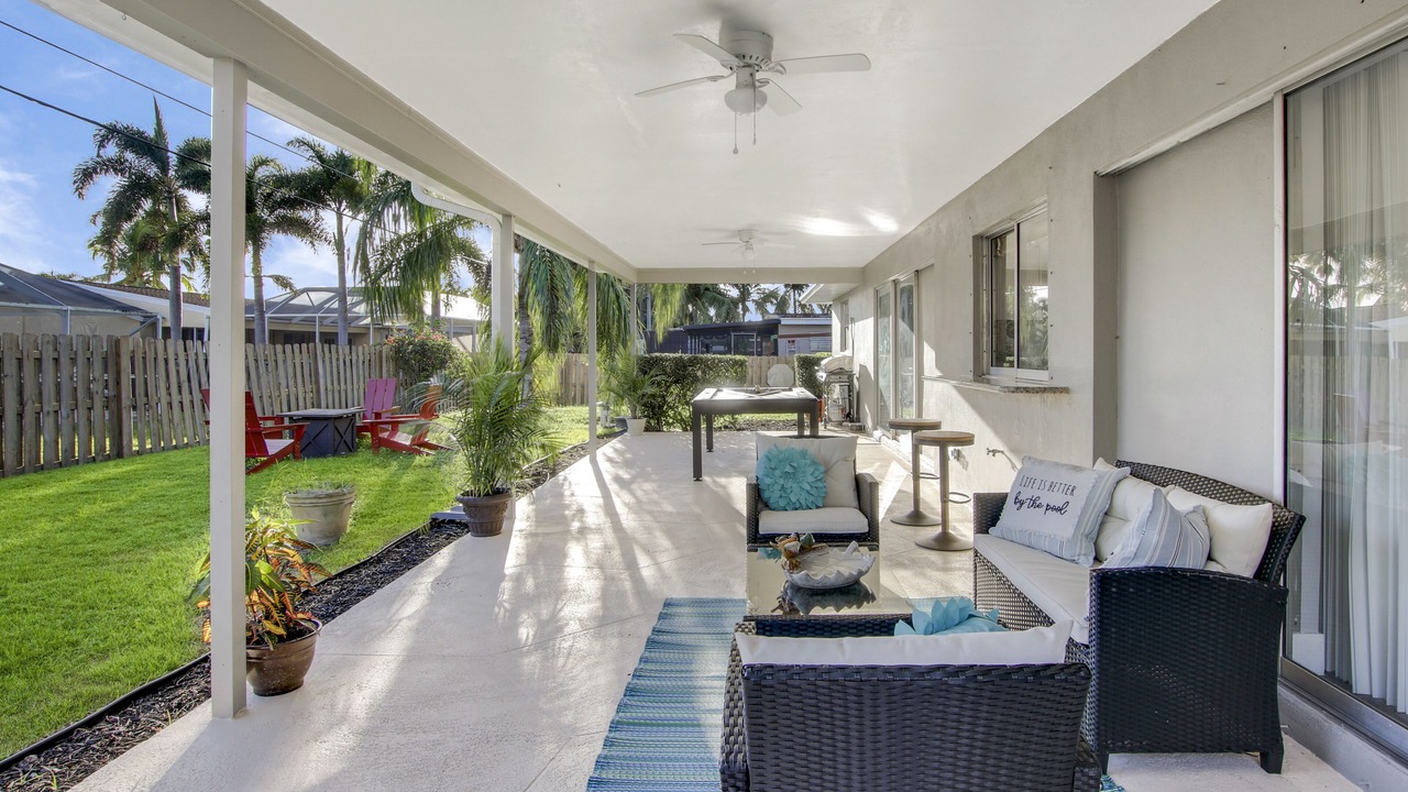 Photo of Patio Balcony in Florida Gardens