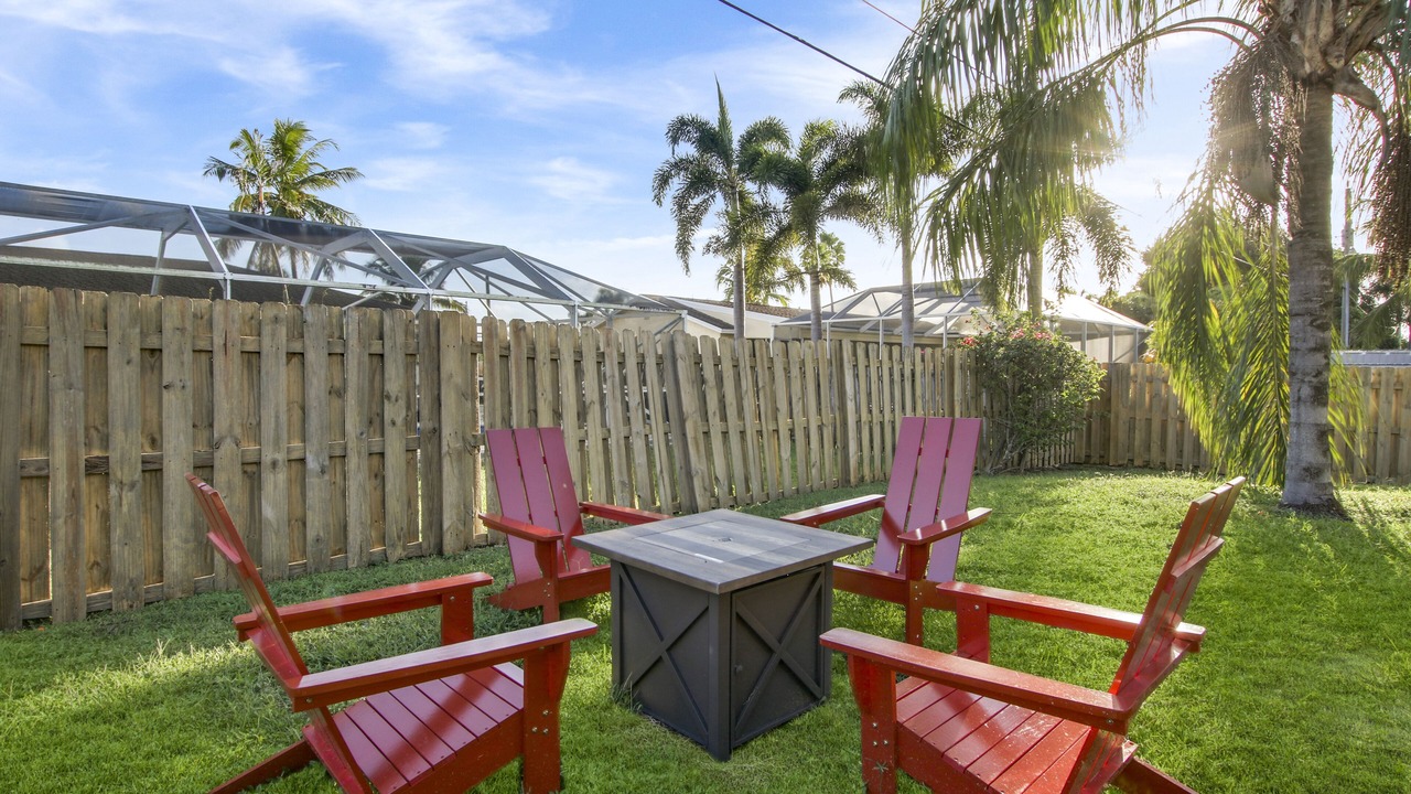 Photo of Outdoor in Florida Gardens