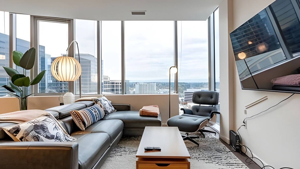 Photo of Livingroom in West Bellevue