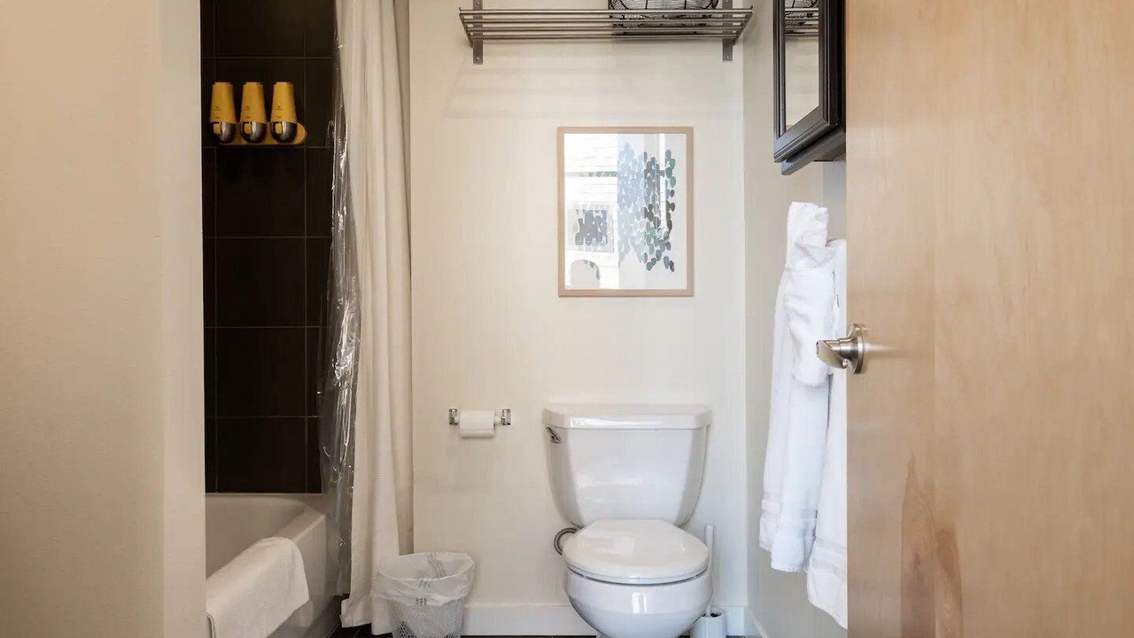 Photo of Bathroom in Columbia City