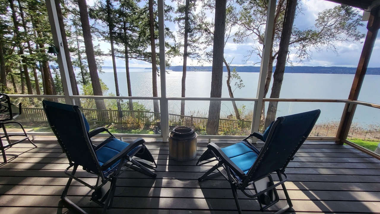 Photo of Patio Balcony in Camano Island
