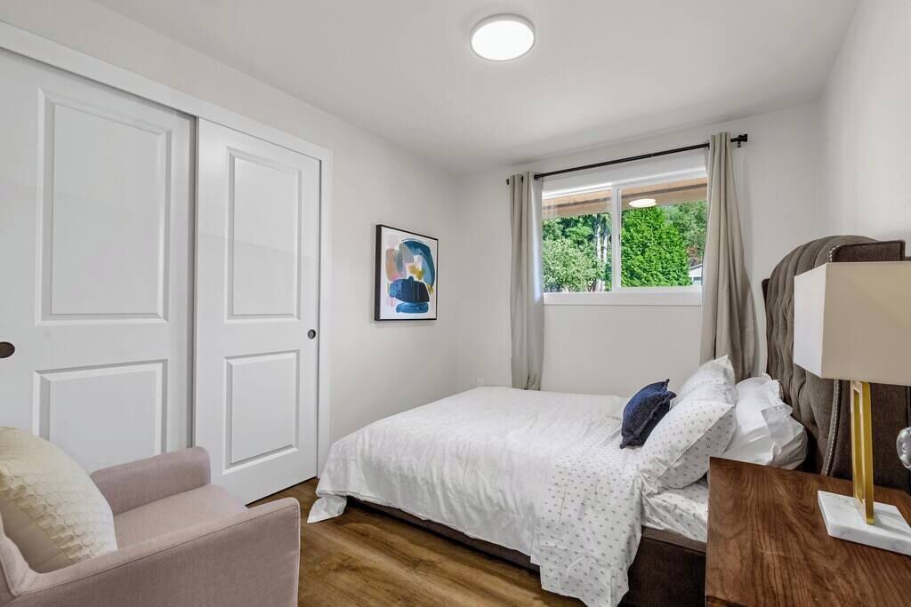 Photo of Bedroom in Inglewood-Finn Hill