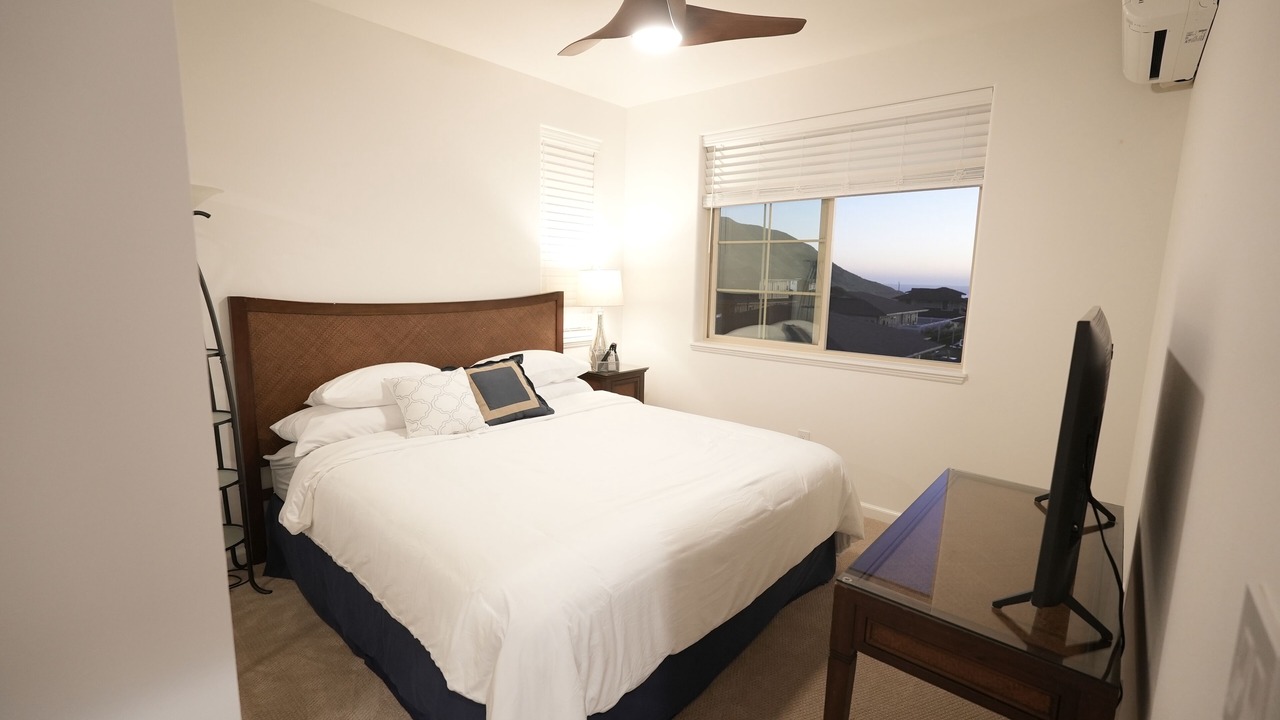 Photo of Bedroom in Makaha Valley