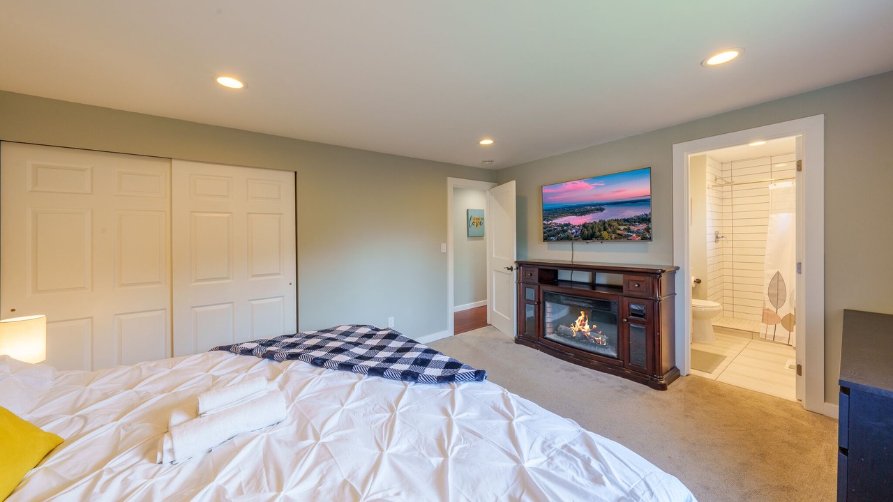 Photo of Bedroom in Inglewood-Finn Hill