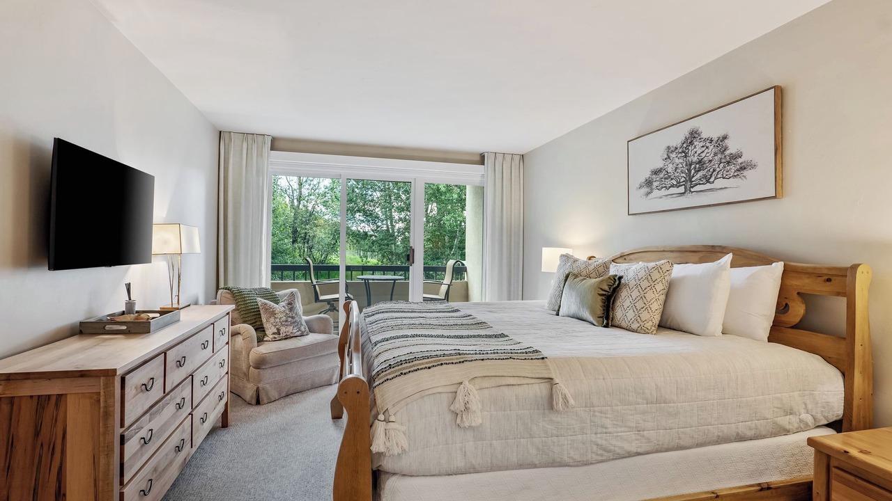 Photo of Bedroom in Beaver Creek