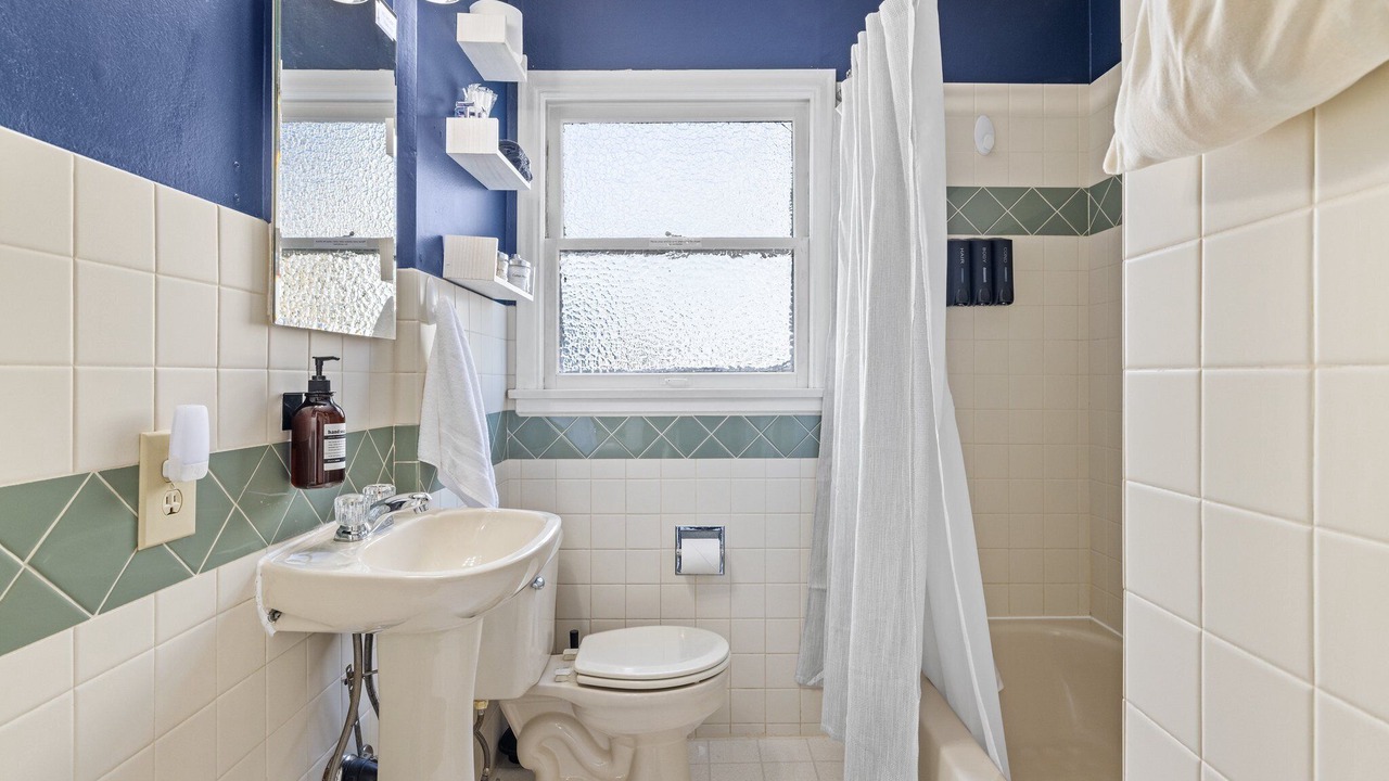 Photo of Bathroom in North End