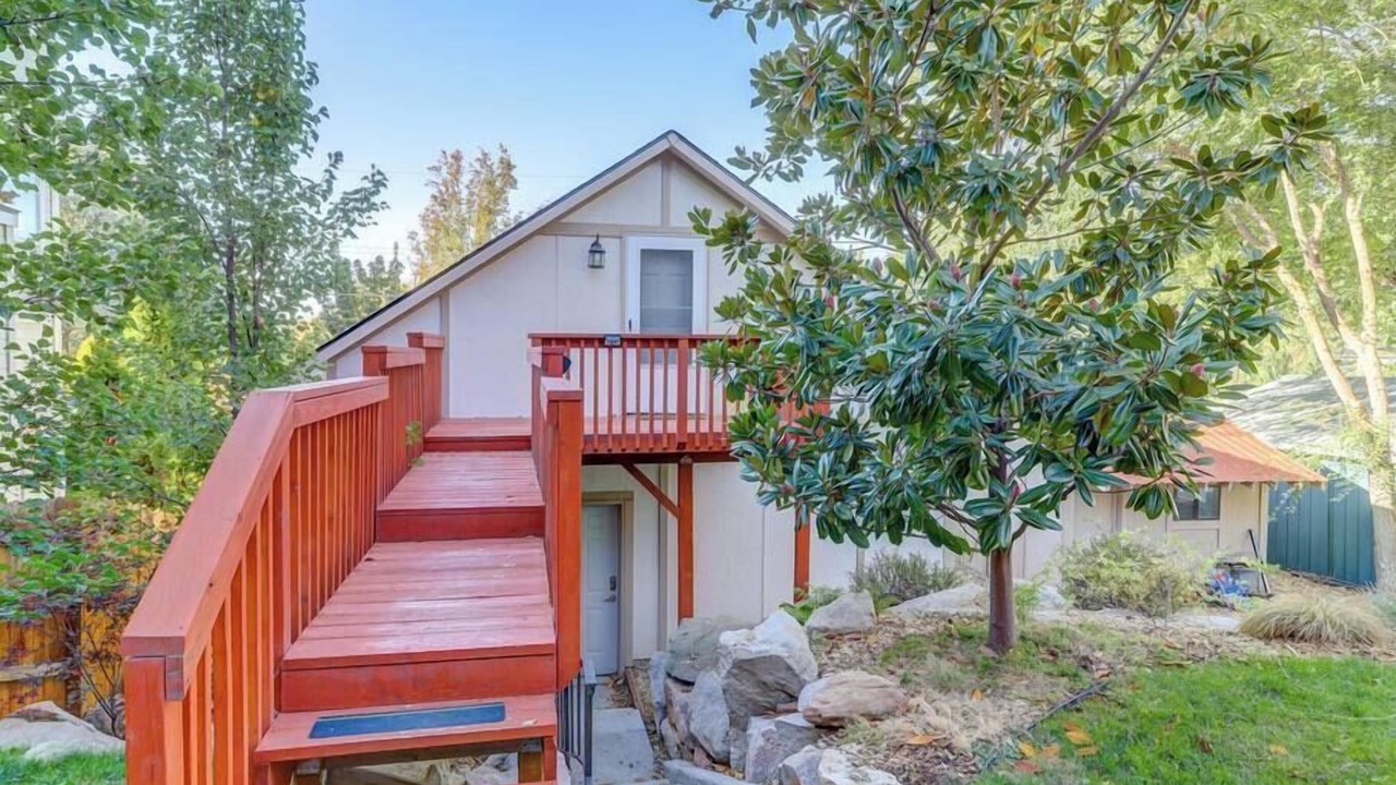 Photo of Outdoor in East End