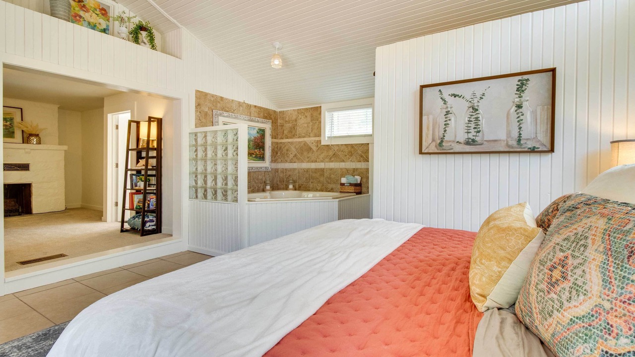 Photo of Bedroom in Mountain Home
