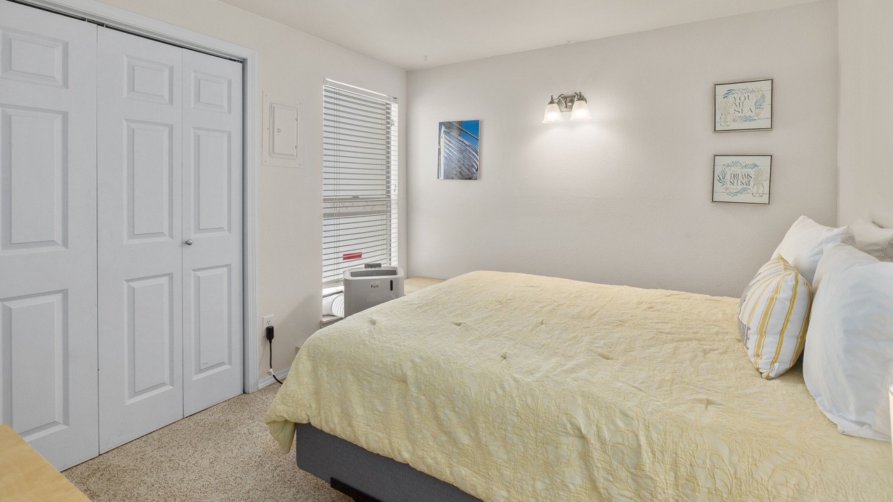 Photo of Bedroom in Quincy
